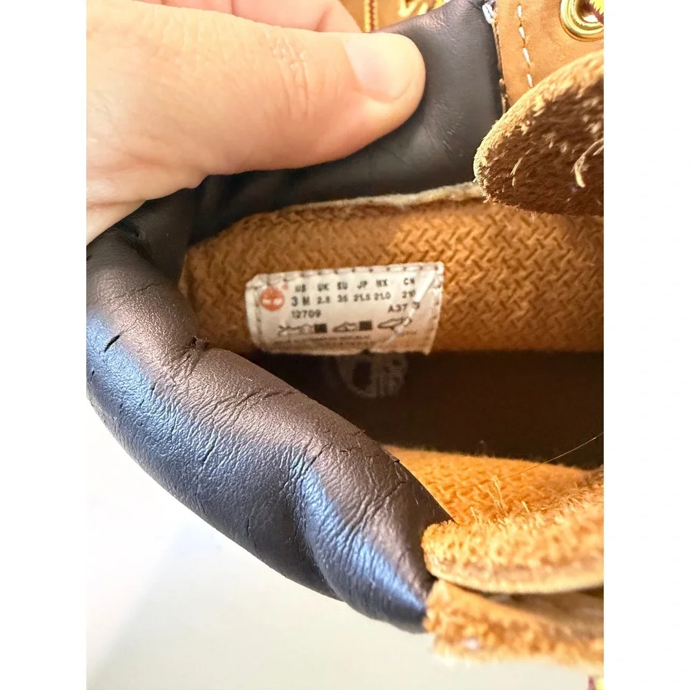 Timberland 6 Inch Premium Waterproof Boots Wheat Nubuck Leather Kids Size 3M